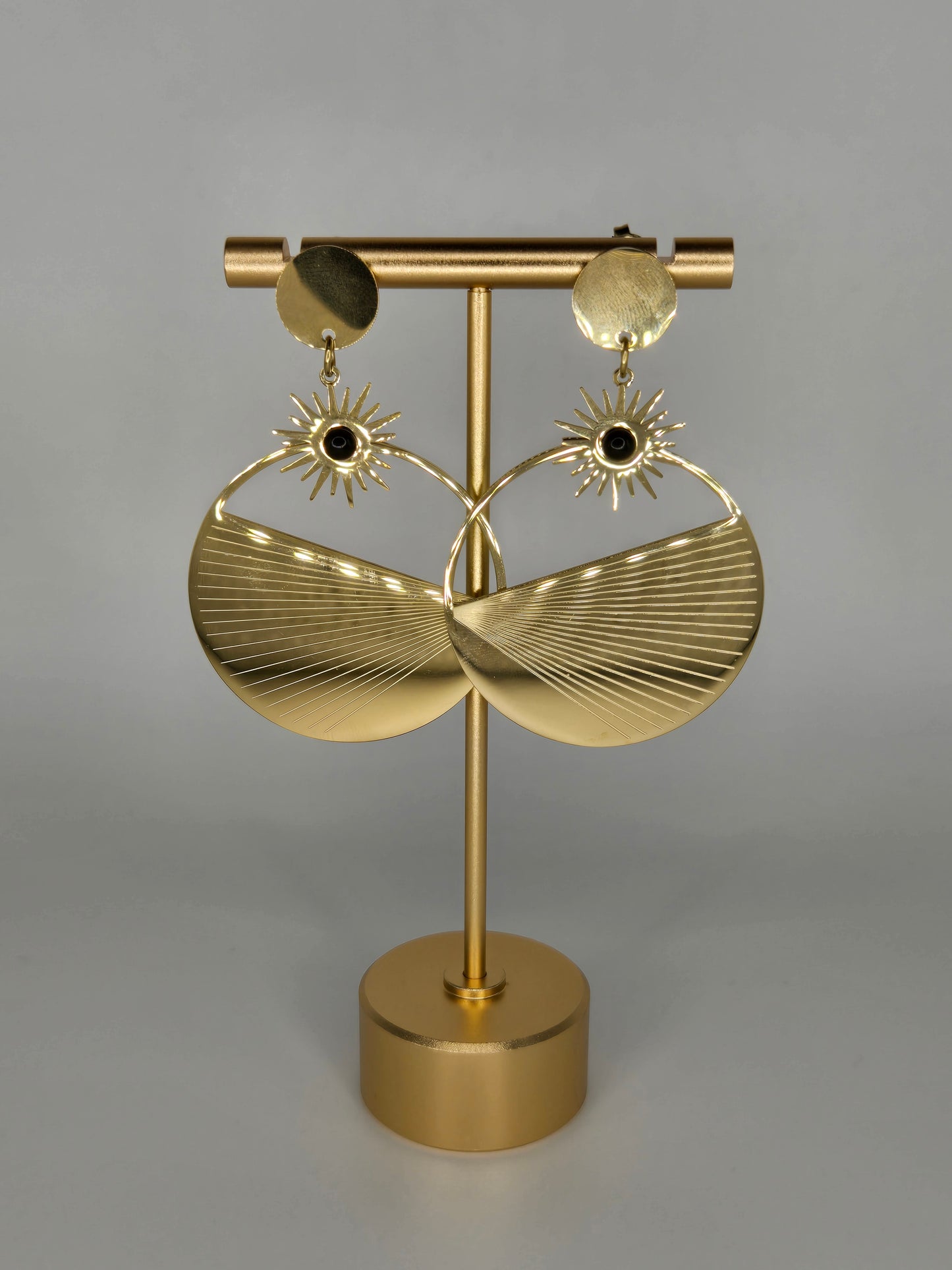 Earring gold big