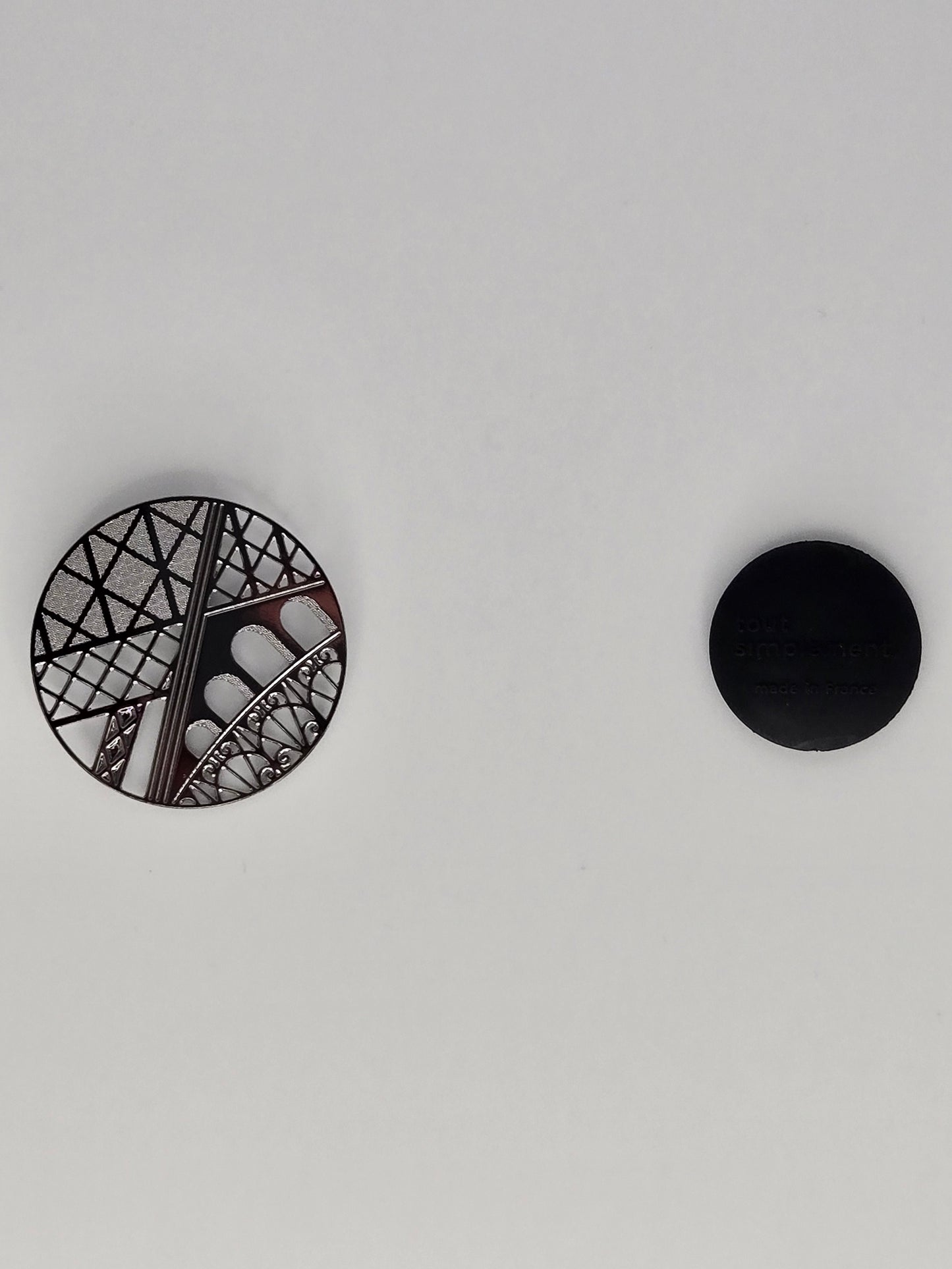 Dark silver "Eiffel Tower" brooch