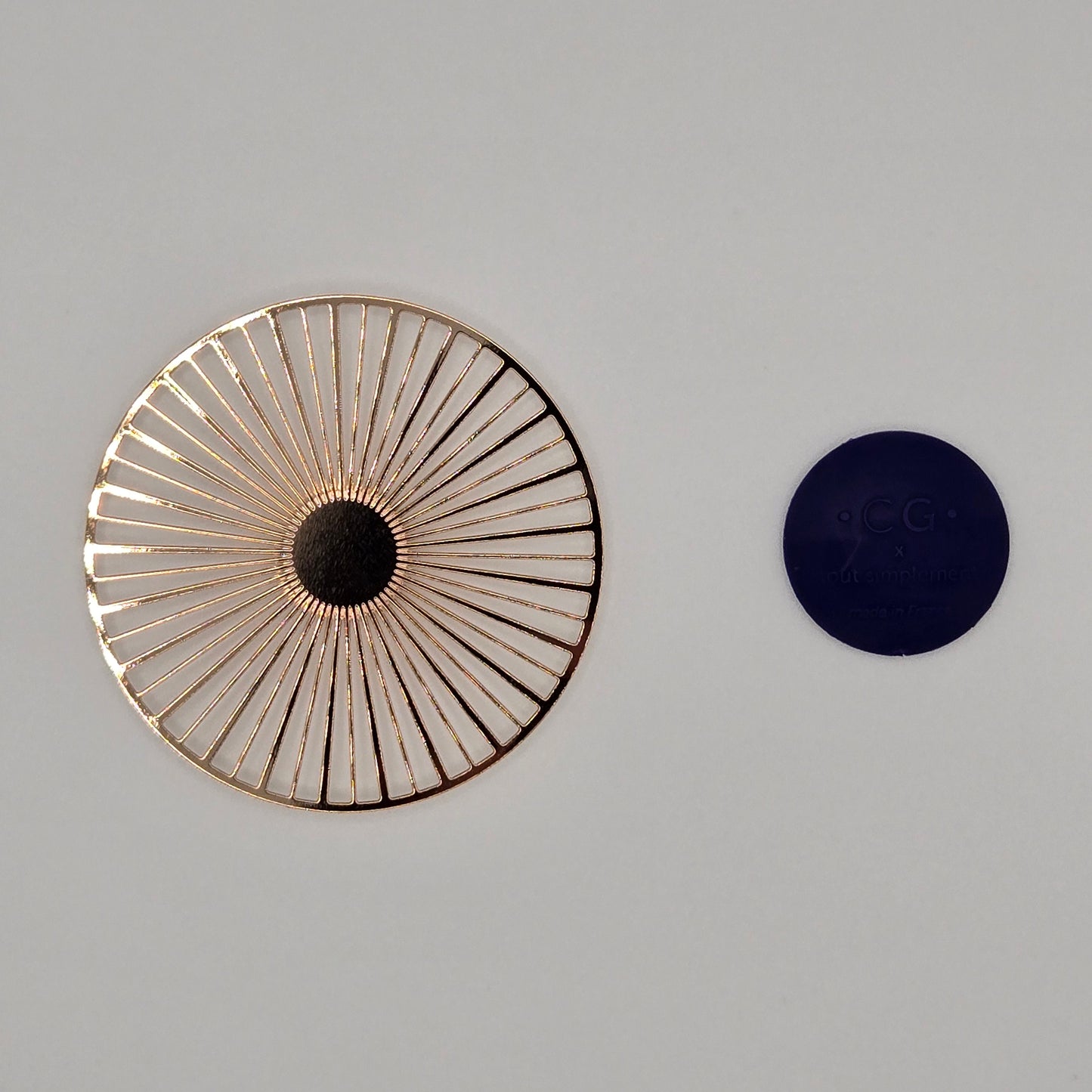 Gold-plated "Solar" brooch