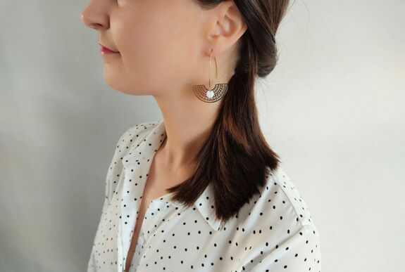 Earrings " The dreamer" gilded & white sequins
