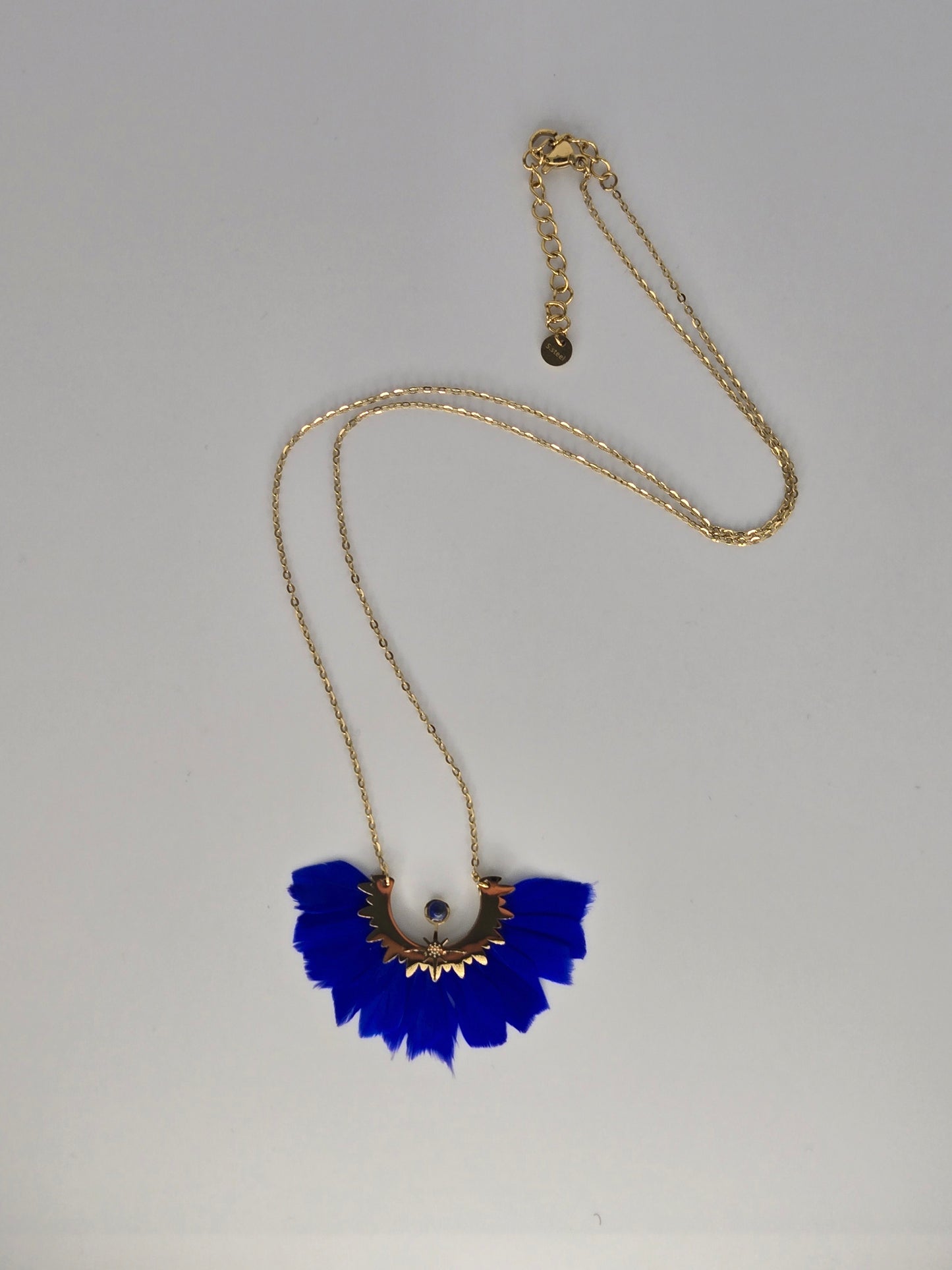 Necklace blue feathers