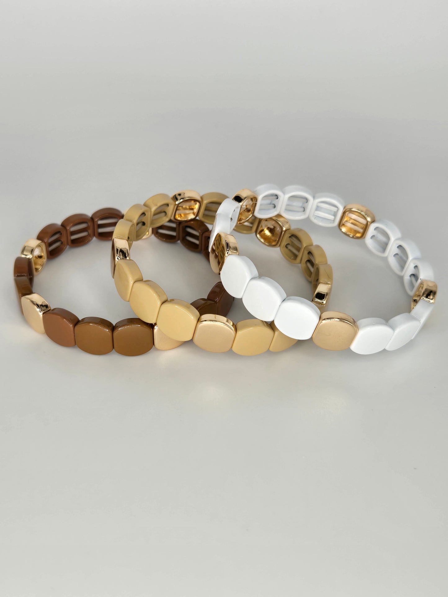 Bee beige bracelet