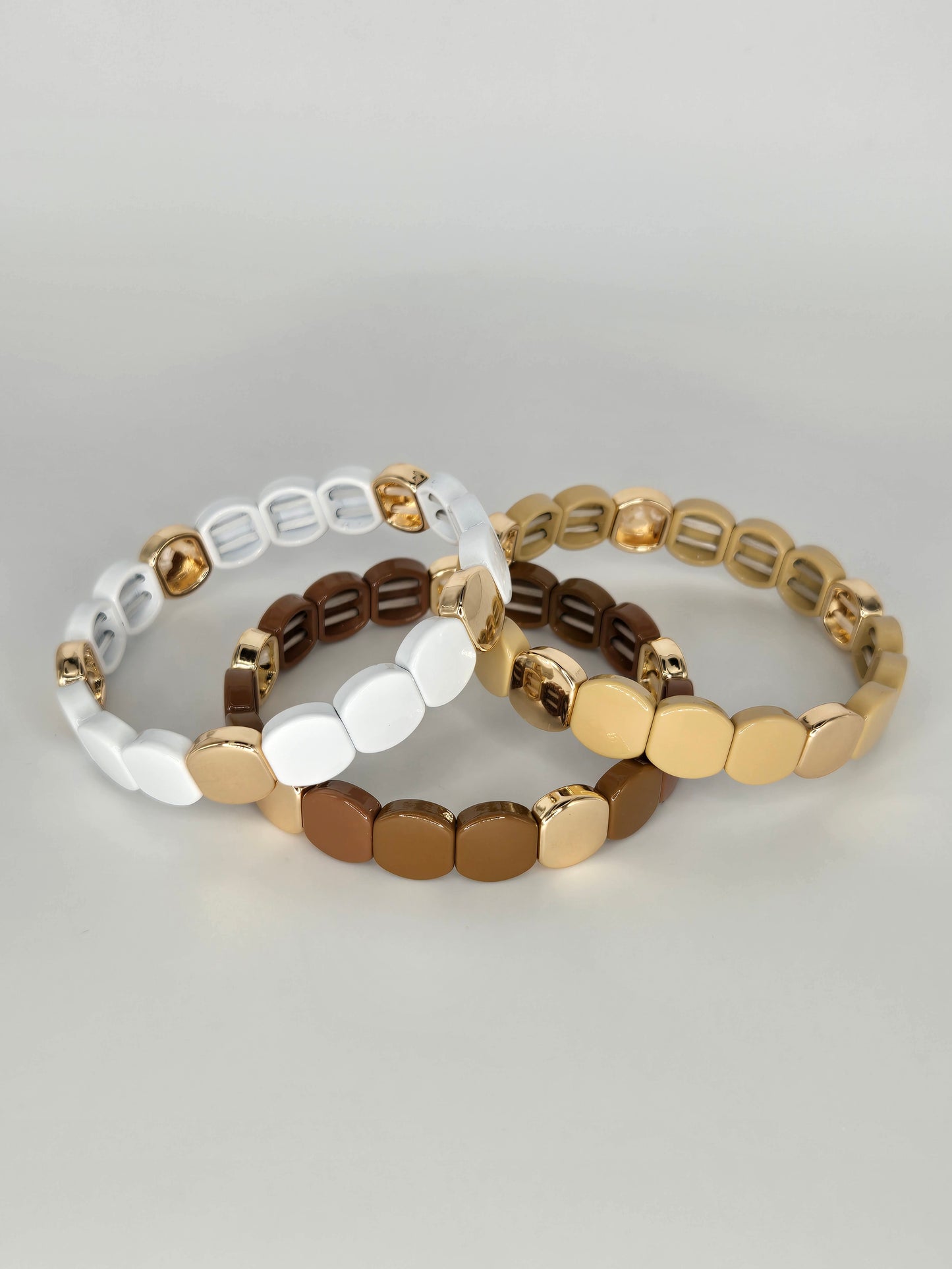 Bee beige bracelet