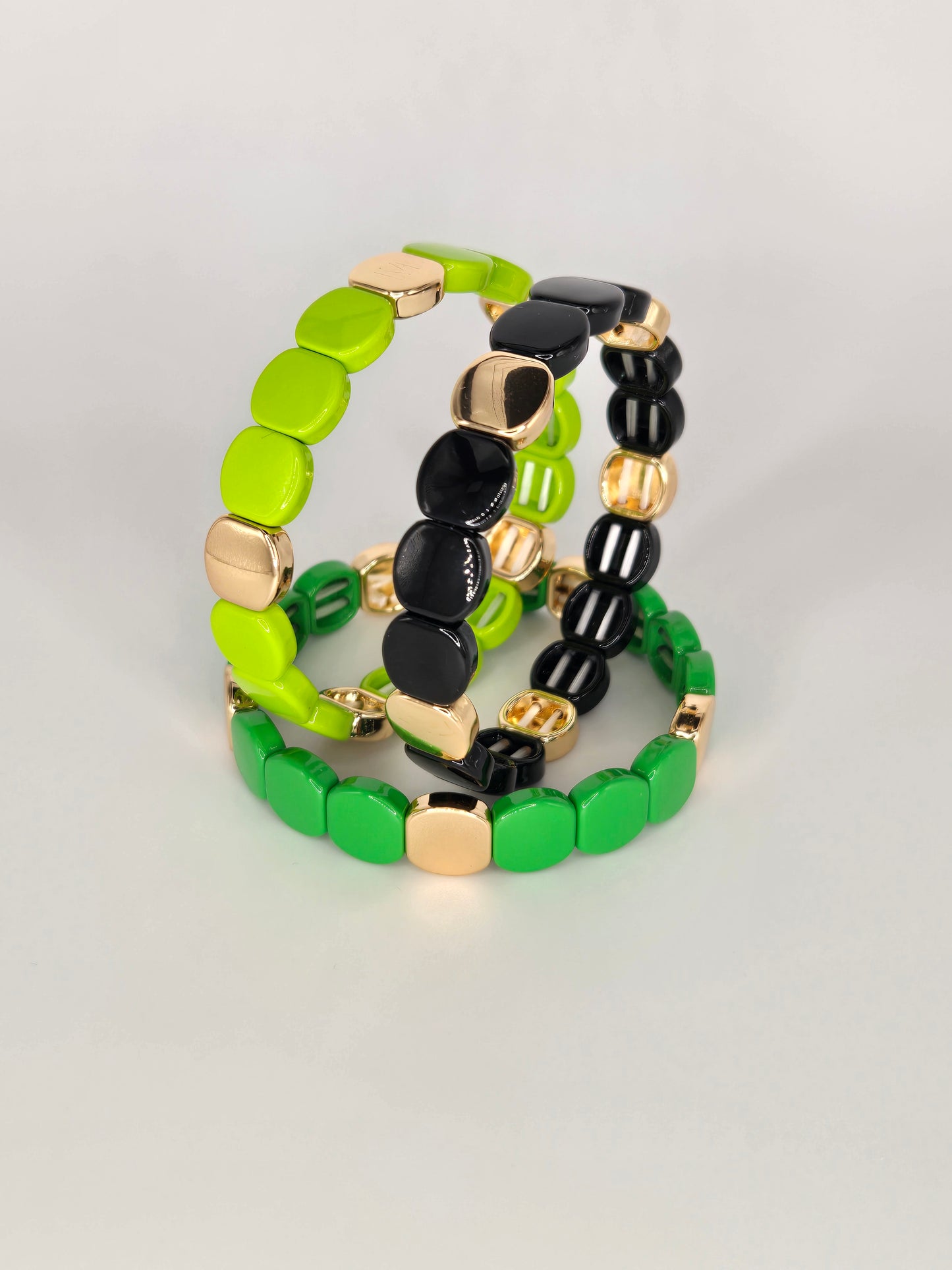 Bee light green bracelet