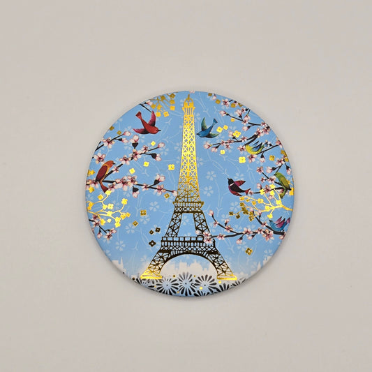 Large pin gilded Eiffel Tower