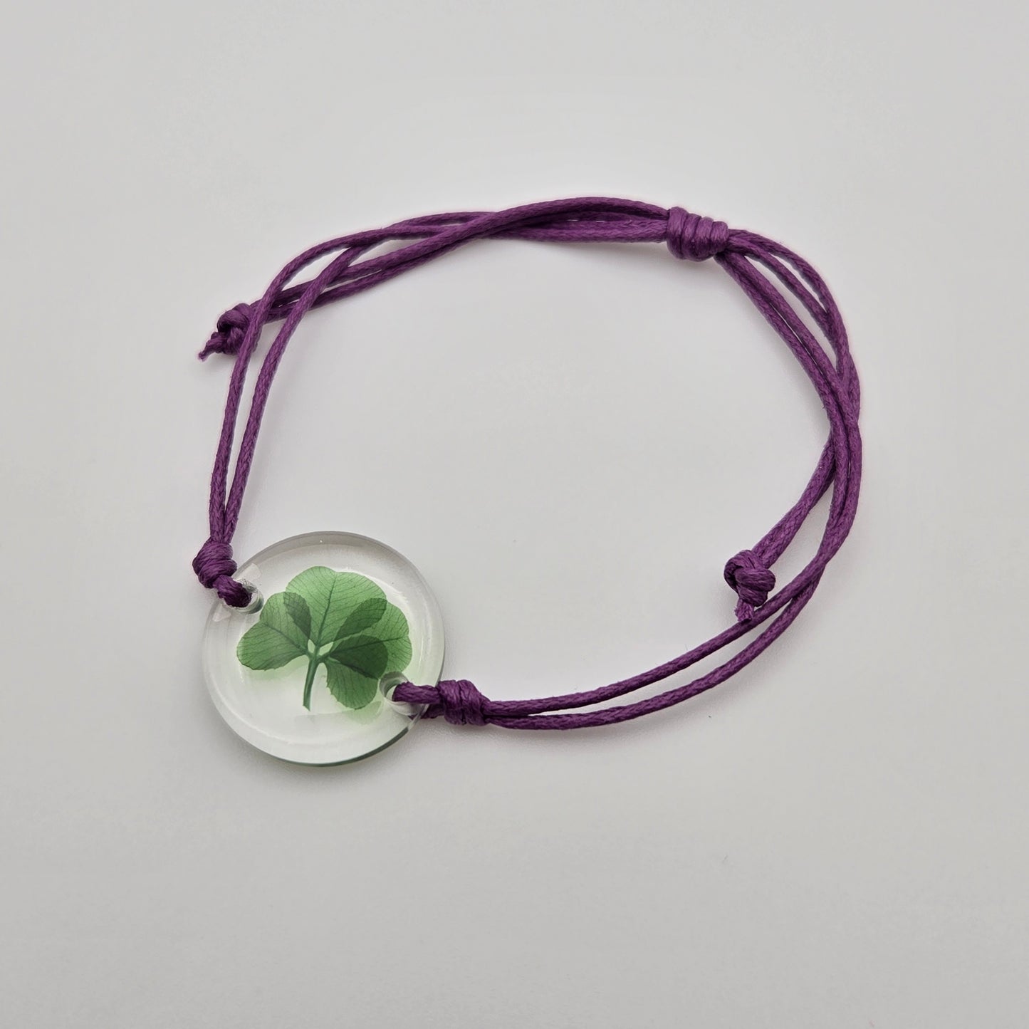 Clover bracelet purple cord