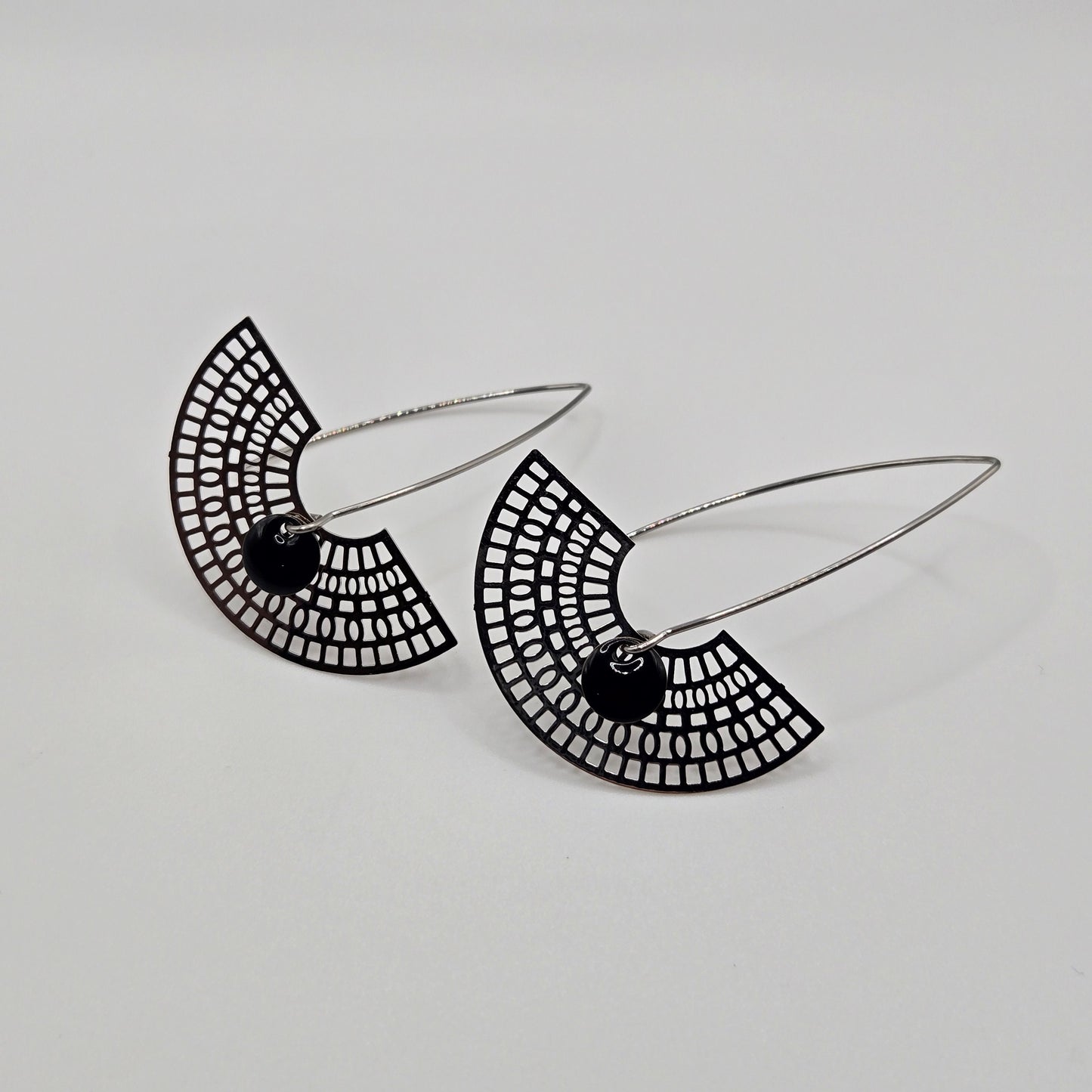 Earrings " The dreamer" silvered & black sequins