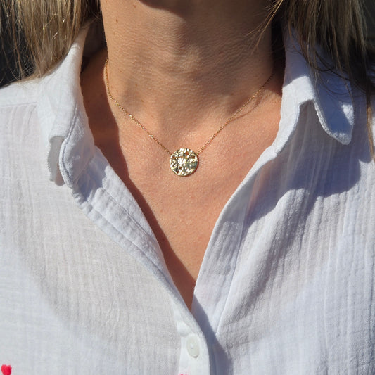 Hammered necklace