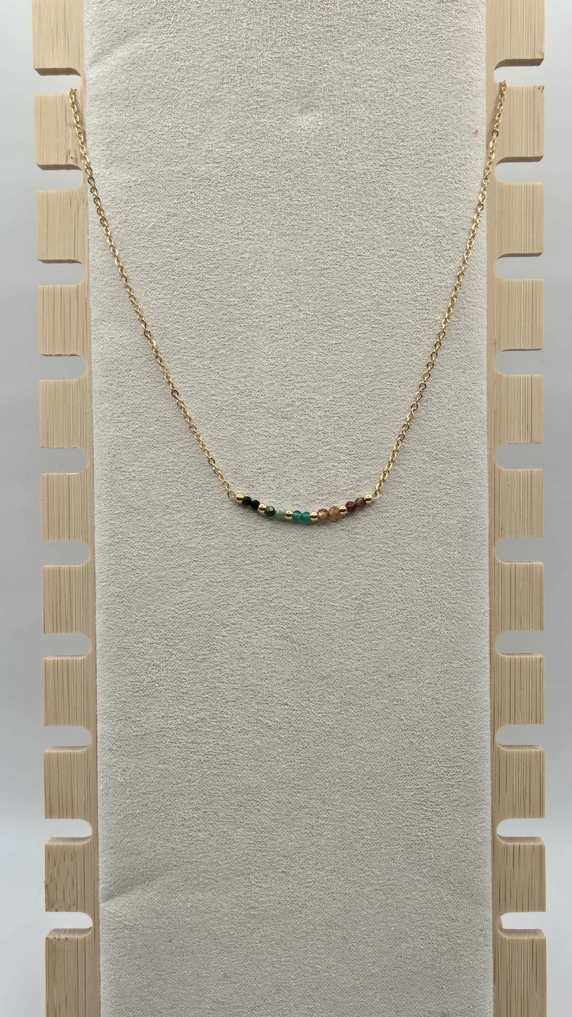 Necklace dark beads multicolor