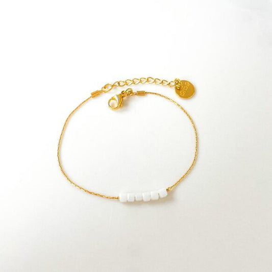 Simply square white bracelet