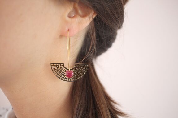 Earrings " The dreamer" gilded & burgundy sequins