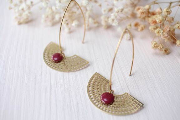 Earrings " The dreamer" gilded & burgundy sequins